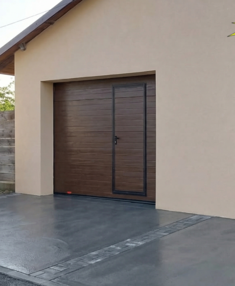 uși de garaj