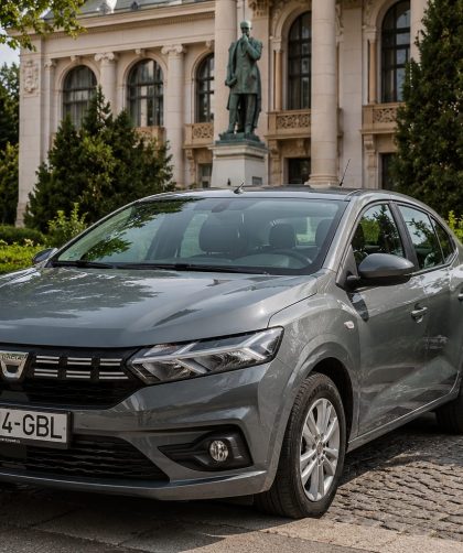 Logan de închiriat în Iași